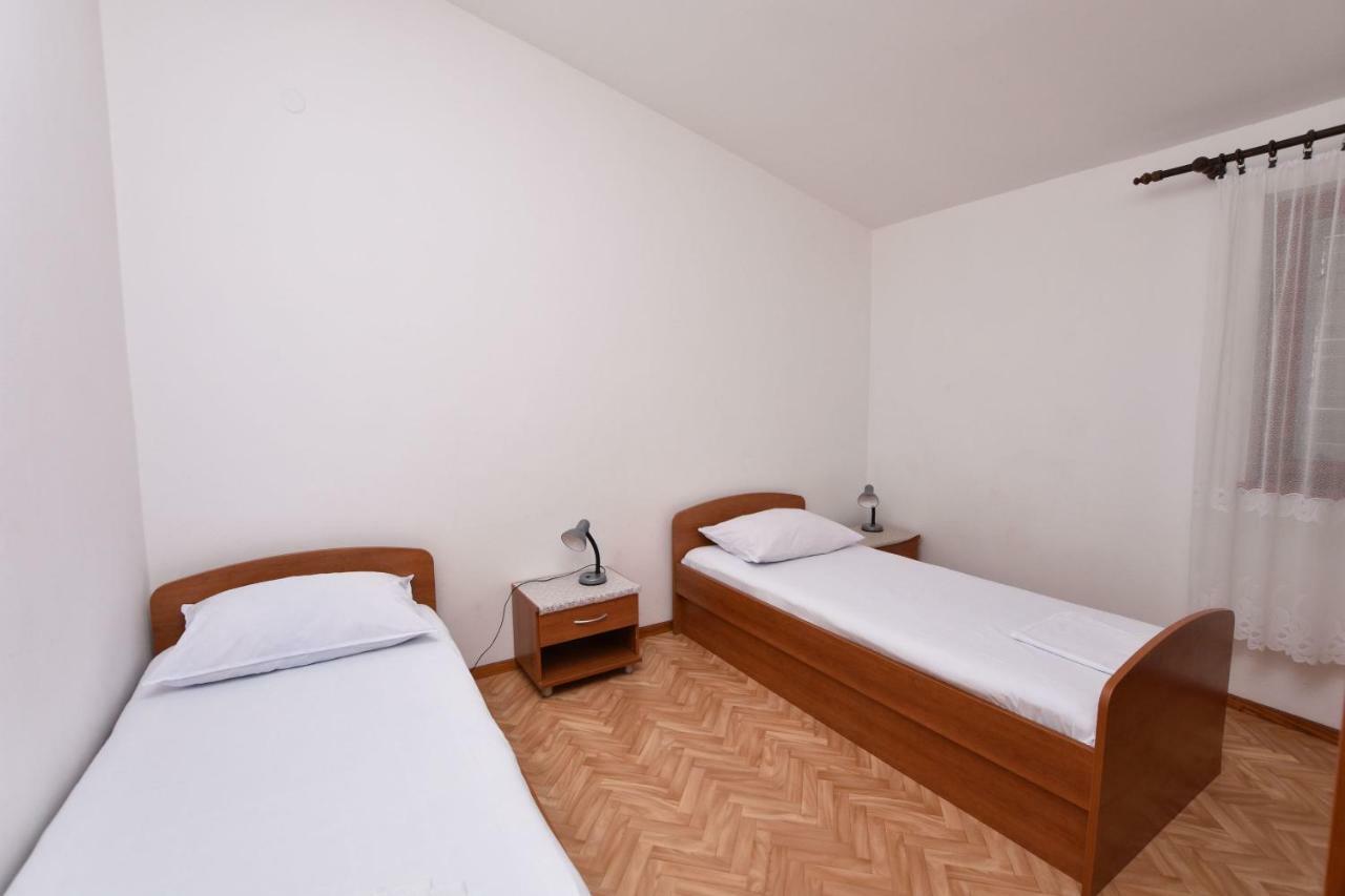 Apartment Damir Primošten Eksteriør billede