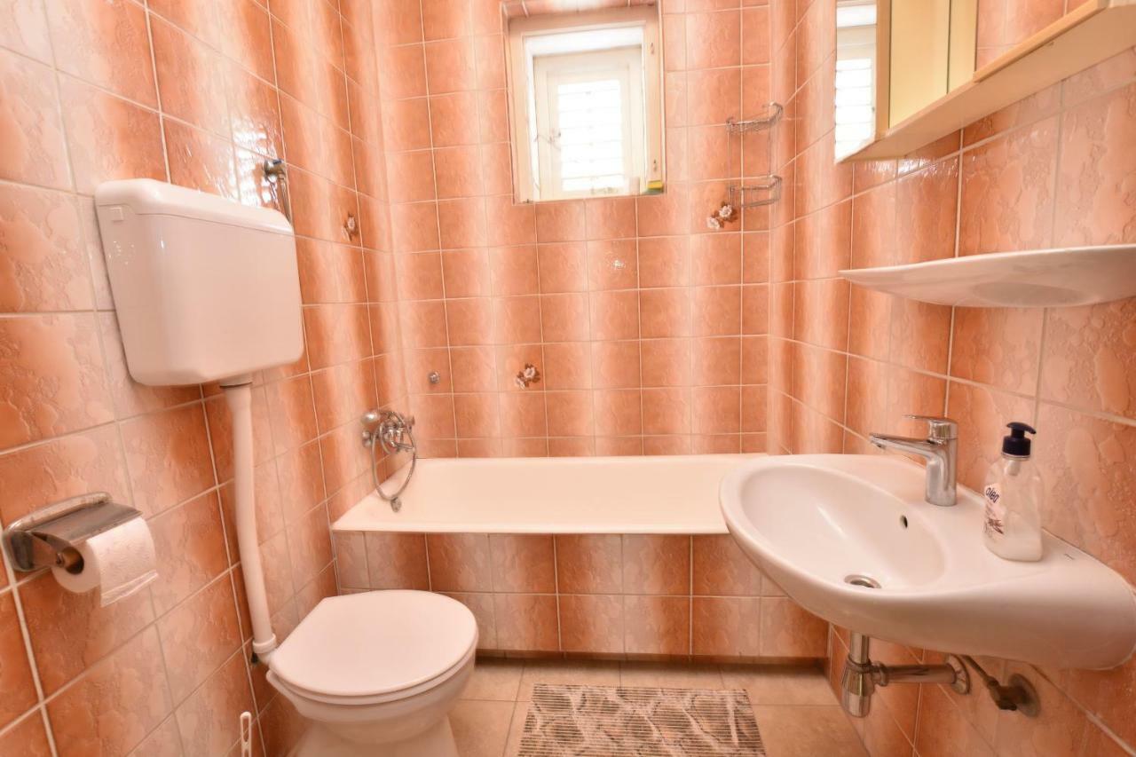 Apartment Damir Primošten Eksteriør billede
